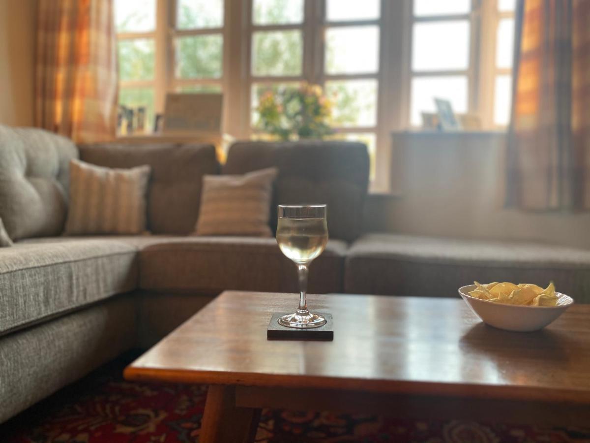 Relaxing Townhouse In The Heart Of Bridportヴィラ エクステリア 写真